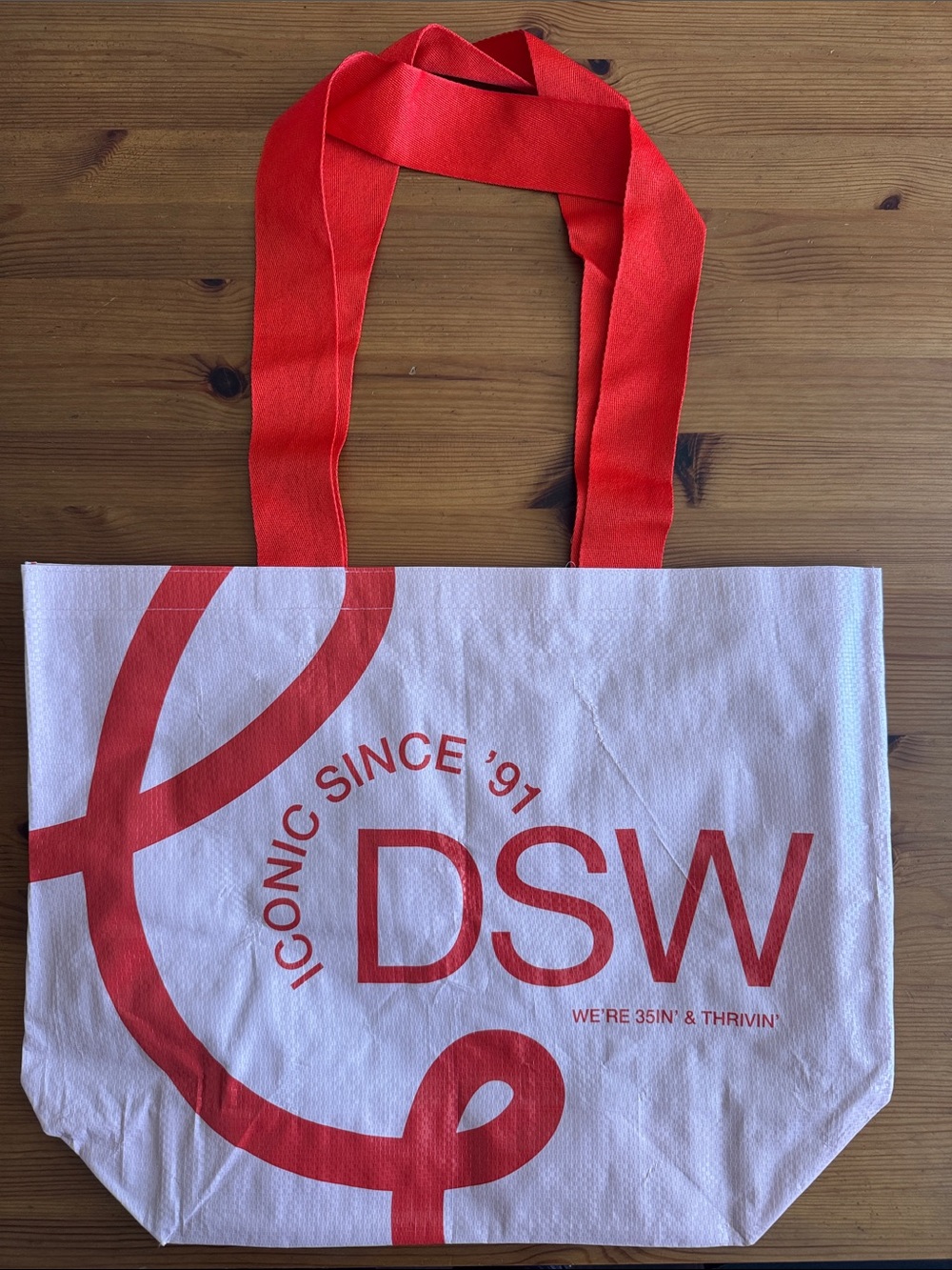 DSW White Reusable Tote Bag with Red Logo and Handles